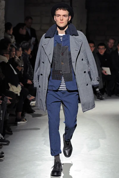 Look 43